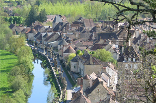 CRUCEROS FLUVIALES CANALES DE FRANCIA LA BELLE EPOQUE CRUCEROS BORGOÑA CRUCEROS CANAL DE BOURGOGNE FRANCE CROISIERES BARGE CRUISES BURGUNDY NOYERS-SUR-SEREIN